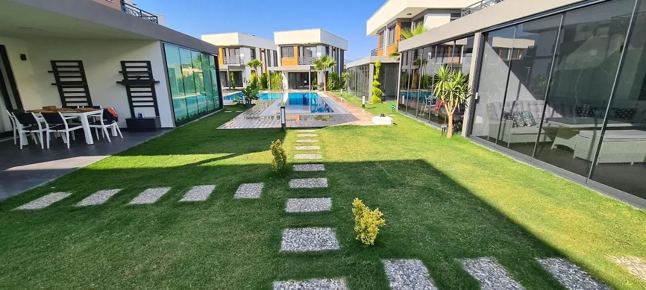 Traumvilla In Kuşadası Turkije
